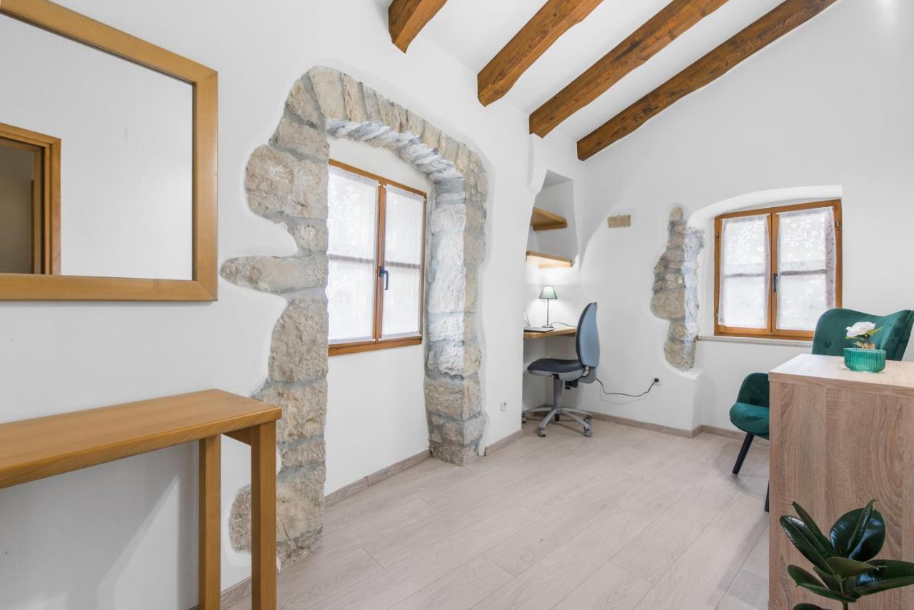 Pićan Picturesque Apartment San Rocco 1 מראה חיצוני תמונה